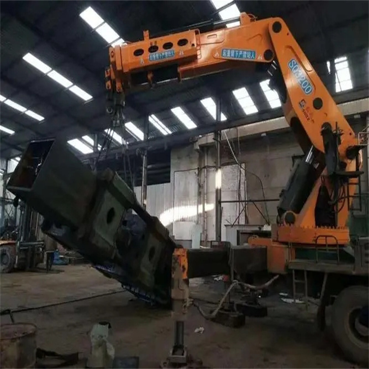 定远县130吨折臂吊车出租吊机租赁附近电话