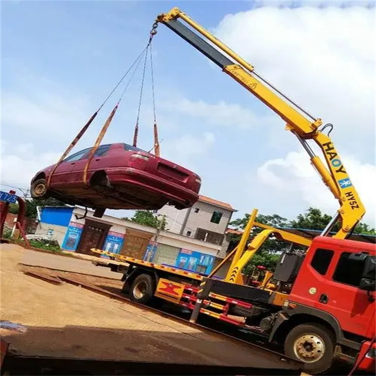 定远县吊车吊汽车的正确方法